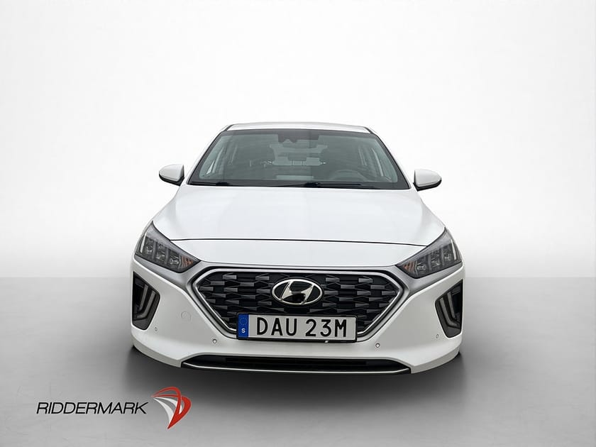 Bild 2 av Hyundai Ioniq Plug-in 1.6 + 8.9 kWh DCT 164hk Premium Kamera CarPlay