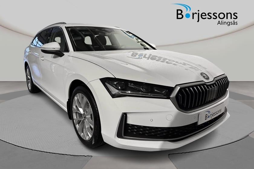 Bild 1 av Škoda Superb Kombi Selection 2,0 TDI 193 HK DSG 4X4