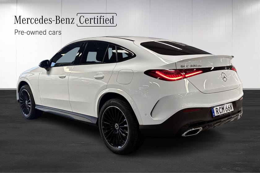 Bild 4 av Mercedes-Benz GLC 300 d e Coupé 4MATIC DE 4M | AMG | PANO | ELSTOLAR | RATTVÄRME