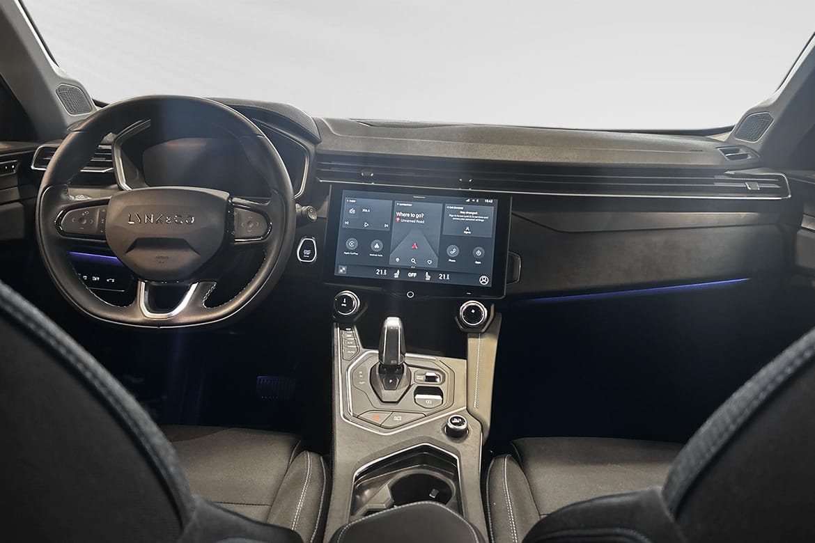 Lynk & Co 01 PHEV