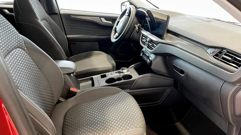 Bild 3 av Ford Kuga Hybrid AWD Titanium 2.5 184HK Elhybrid AUT