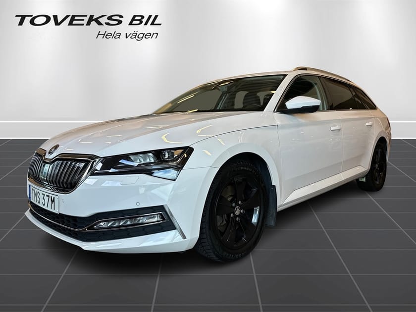 Bild 1 av Škoda Superb iV Kombi 1.4 TSI DSG Sekventiell, 218hk