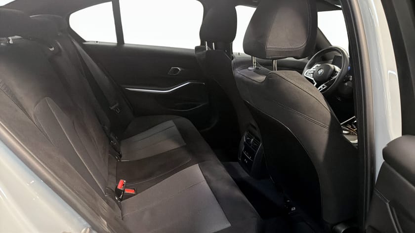 Bild 5 av BMW 320i xDrive Sedan M sport Drag