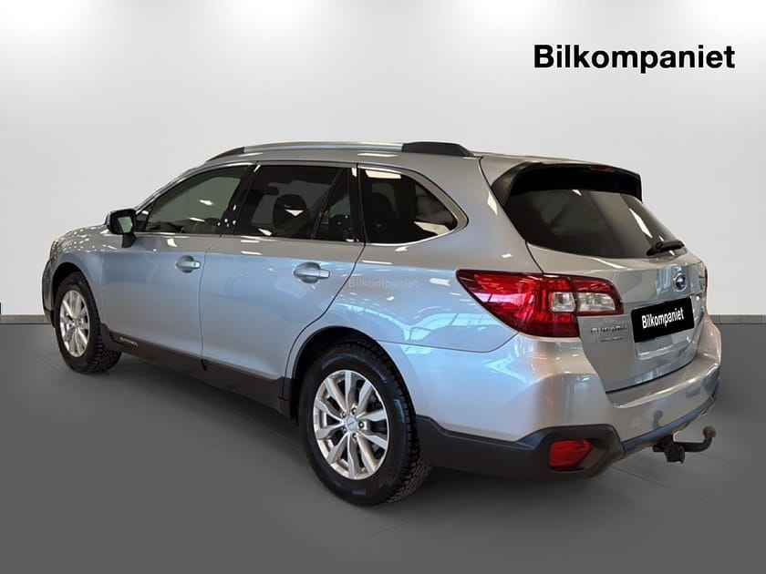Bild 5 av Subaru Outback 2.5 4WD Lineartronic Kamera SoV-däck H/K-ljud Dragkrok