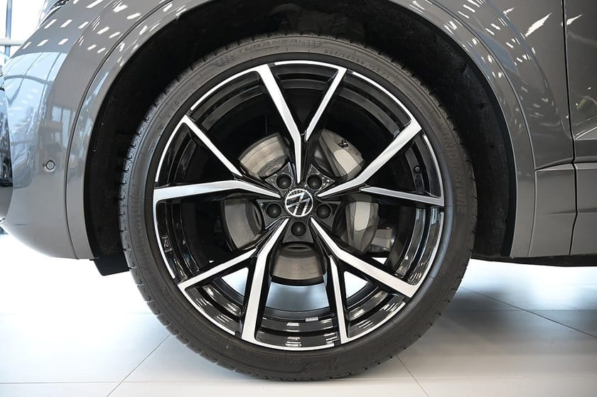 Bild 2 av Volkswagen Touareg TDI 286 hk Black Style *FÖRETAGSLEASING*