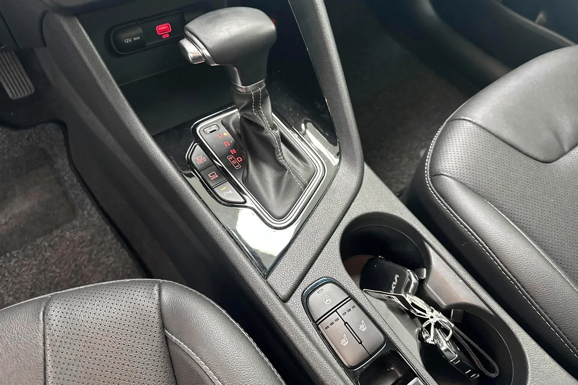 picture of a car