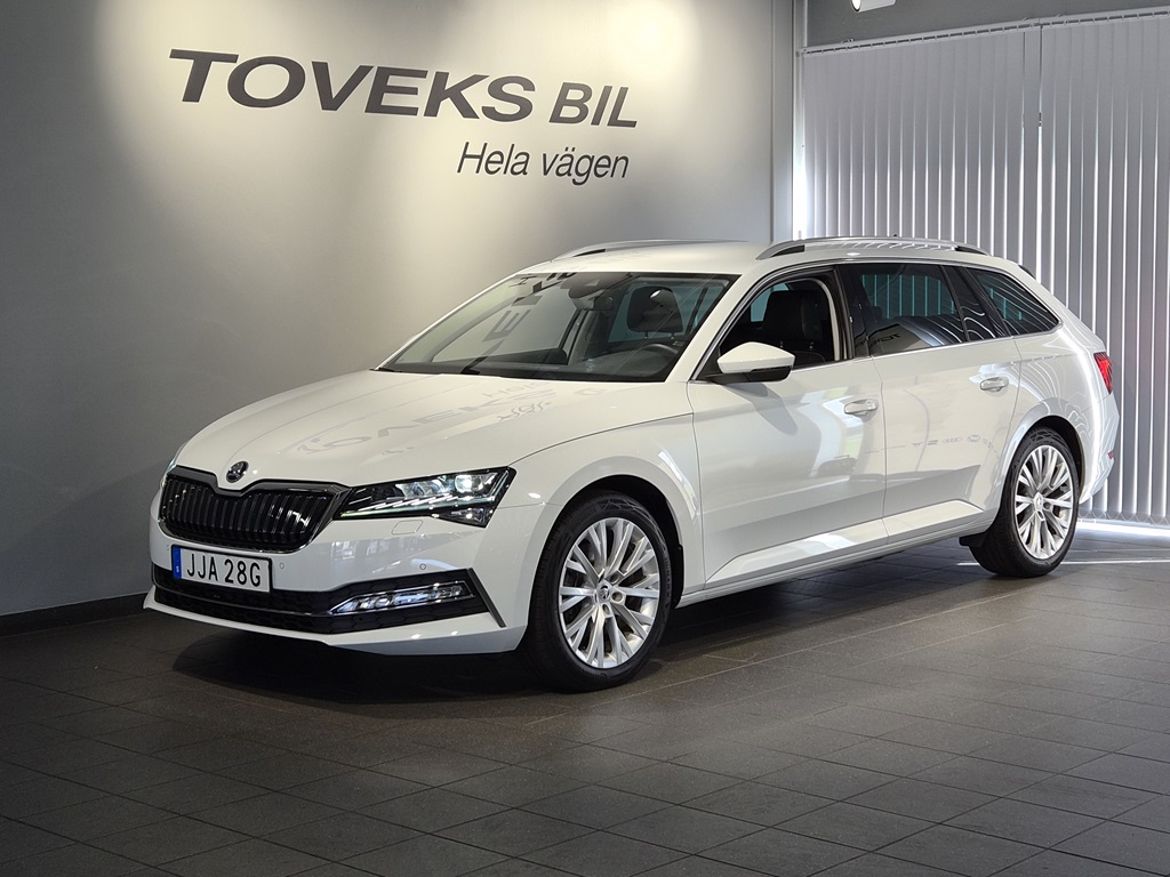 Škoda Škoda Superb iV Kombi — bild 1