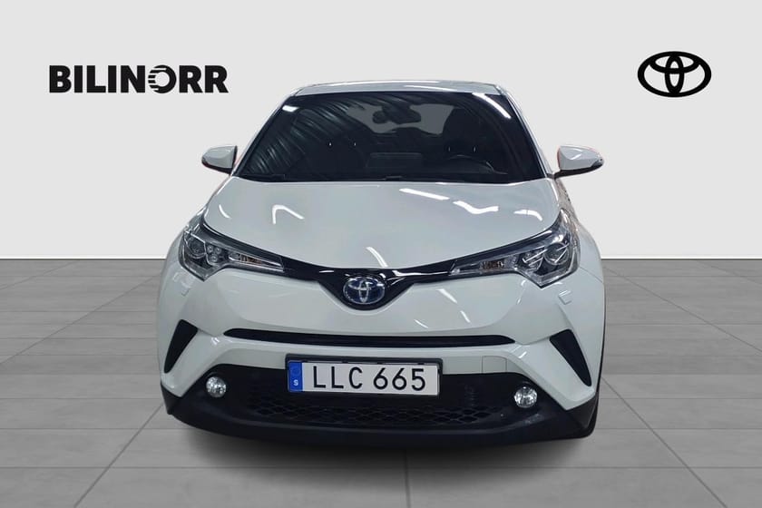 Bild 5 av Toyota C-HR Hybrid 1,8 X-Edition Skinn JBL | Vinterhjul | Motorvärmare |