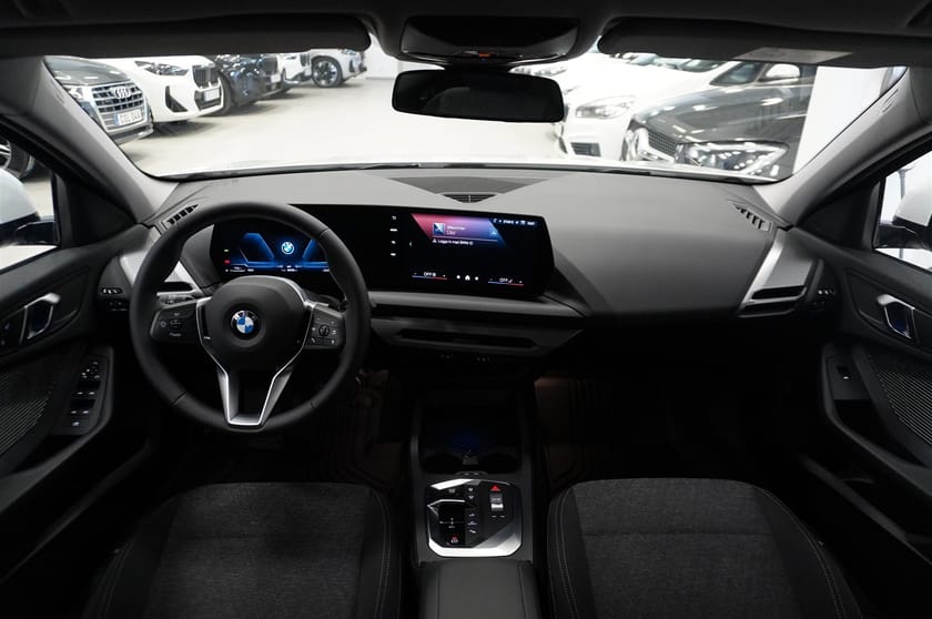 Bild 4 av BMW 120 Aut M Sport 18 Navi Rattvärme