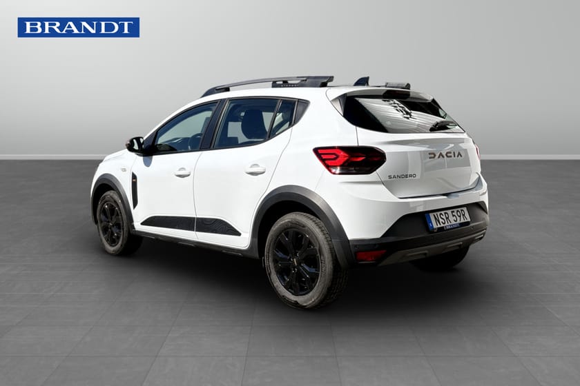 Bild 2 av Dacia Sandero Stepway TCe 90 extreme, Backkamera, Sensorer fram och bak, Smartphone spegling via USB, eluppvärmd bakruta