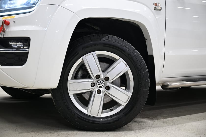 Bild 4 av Volkswagen Amarok 2.9t V6 258HK Automat|Kåpa|Inredd|GPS|Backkamera|Moms|SeUtr!