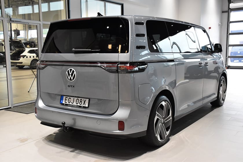 Bild 4 av Volkswagen ID. Buzz GTX LWB 6-sit 340hk DEMO / PANO / KROK