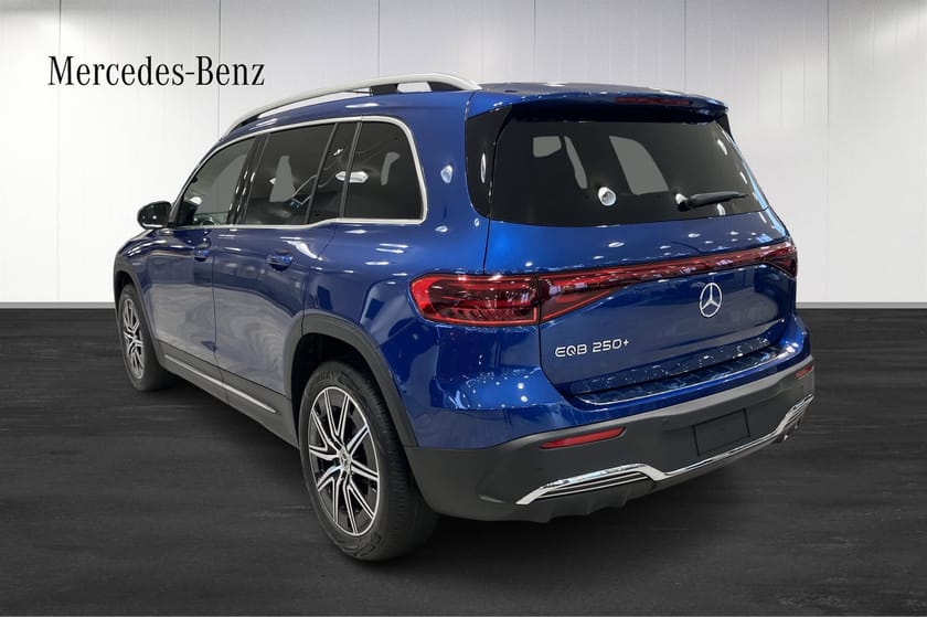 Bild 3 av Mercedes-Benz EQB 250+ AMG / 7 SITS / LAGERBIL