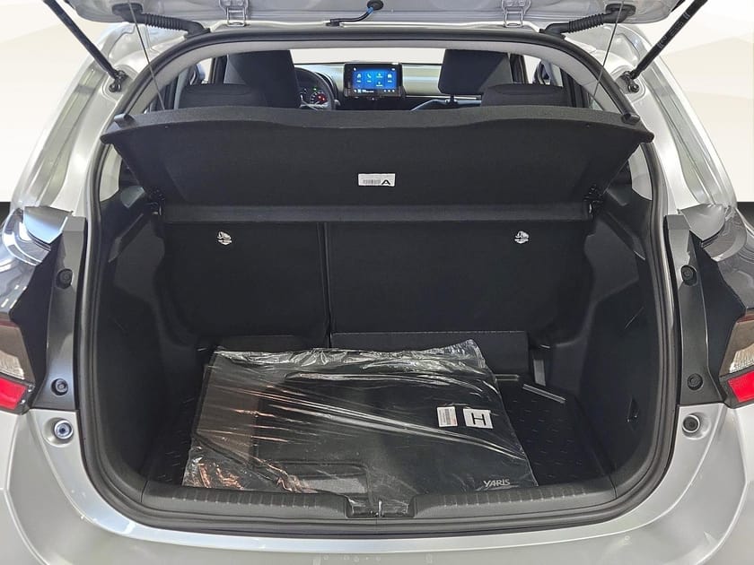 Bild 5 av Toyota Yaris Hybrid 115 1,5 5D ACTIVE KOMFORTPAKET