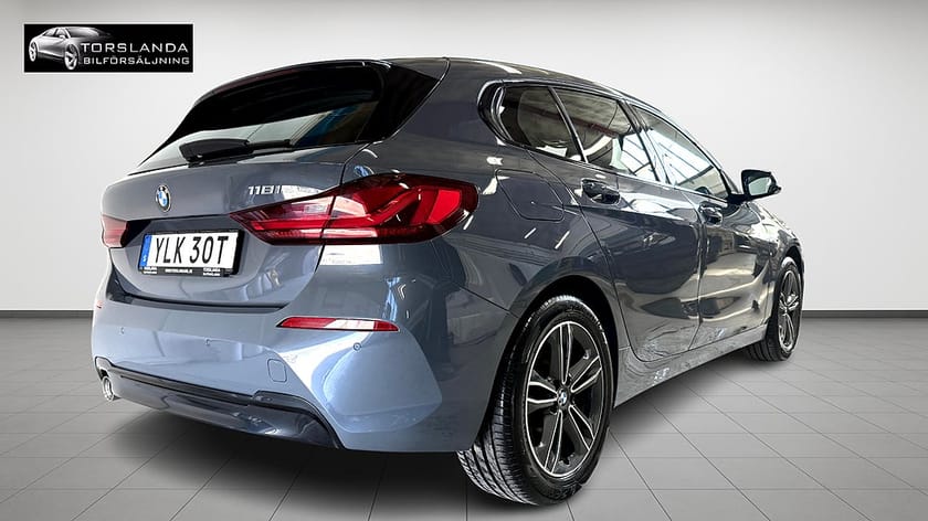 Bild 3 av BMW 118i 140hk Sport Line Manuell Nyservad