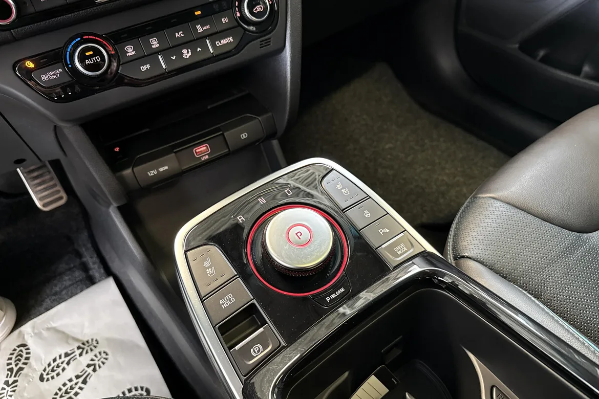 picture of a car