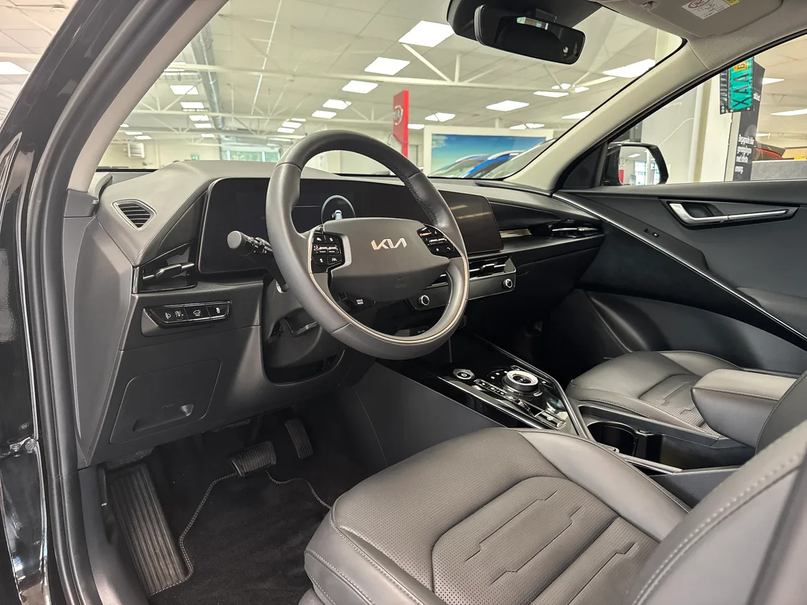 picture of a car