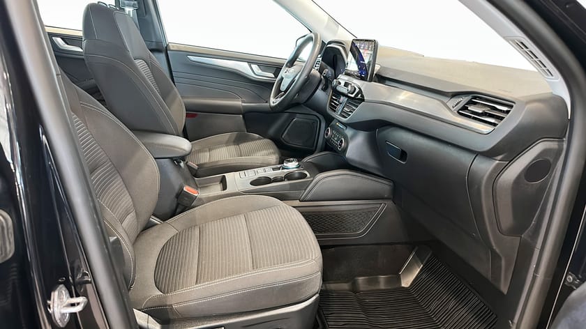 Bild 3 av Ford Kuga Plug-In Hybrid TITANIUM PHEV DRAGKROK