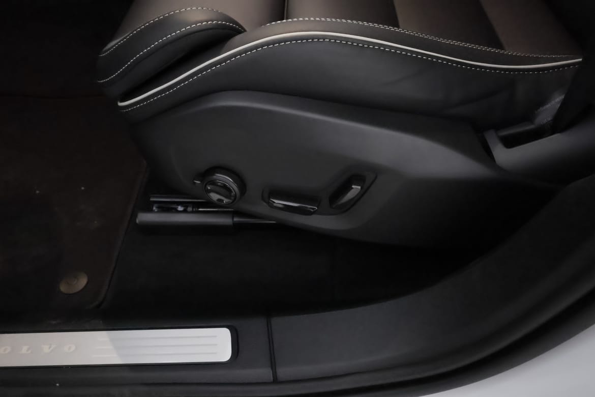 Volvo XC60 2026 - miniatyr 16