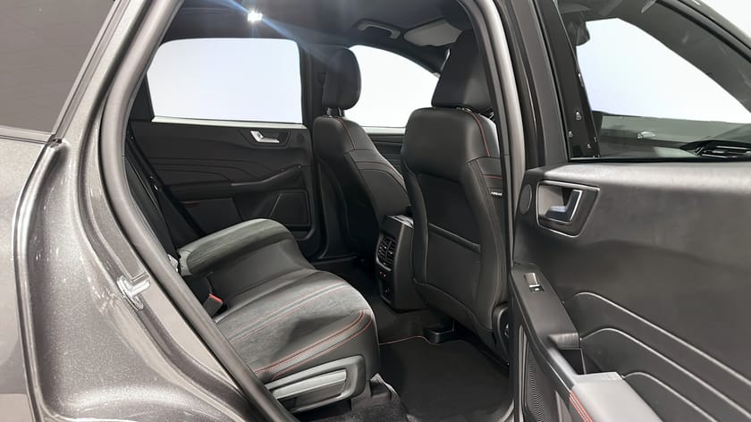 Bild 5 av Ford Kuga Plug-In Hybrid ST-Line X Plug in 243hk DEMO P leasing fr 5495:-