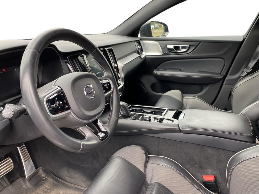 Bild 3 av Volvo V60 T6 TE R-Design
