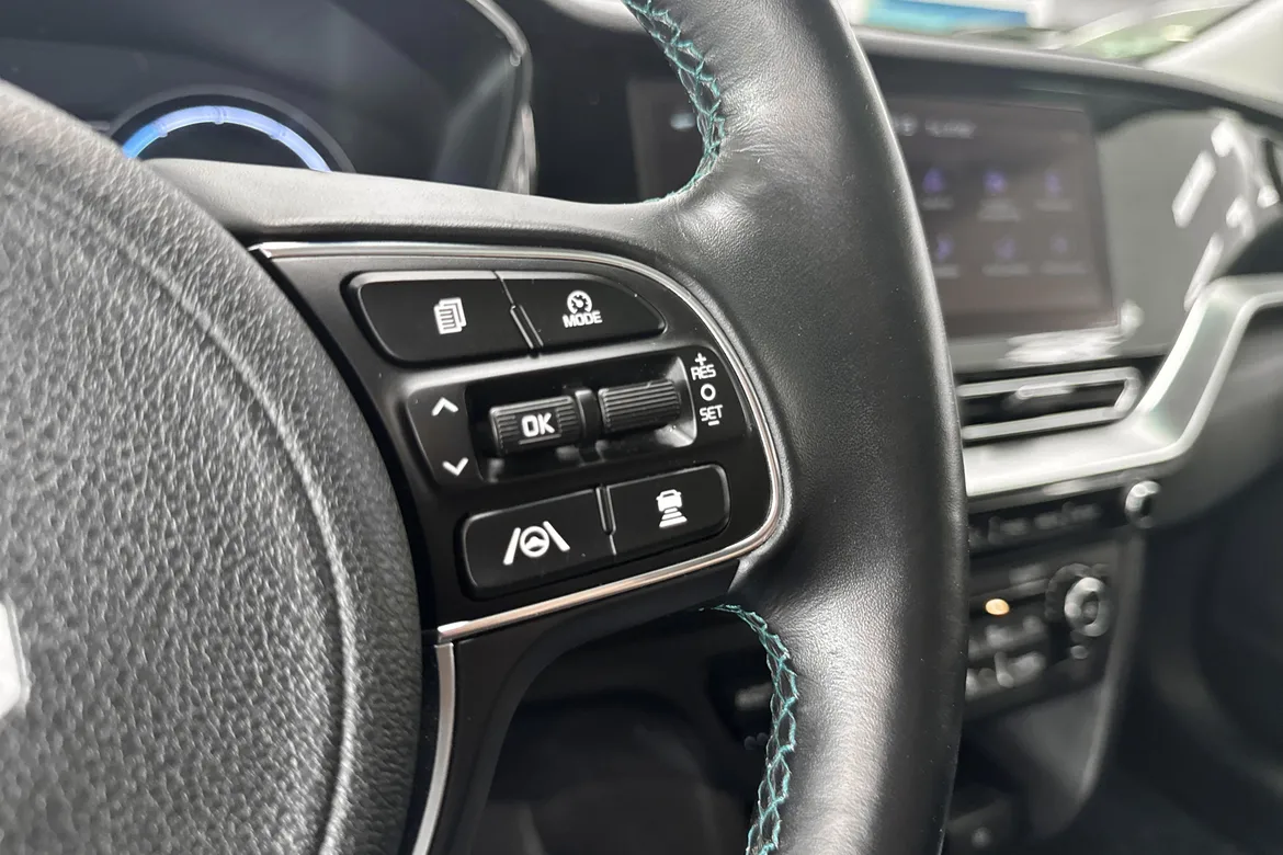 picture of a car
