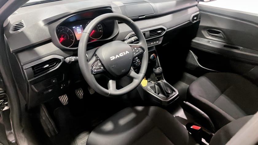 Bild 5 av Dacia Sandero ESSENTIAL TCE 90 4X2 MAN