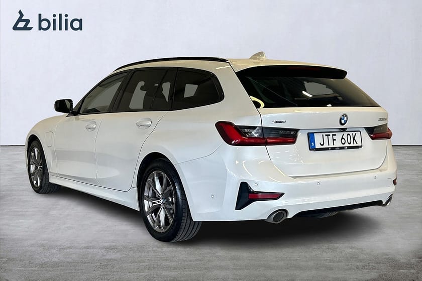 Bild 5 av BMW 330e xDrive Touring Touring/Sport Line/Drag/Backkamera/Sportstol