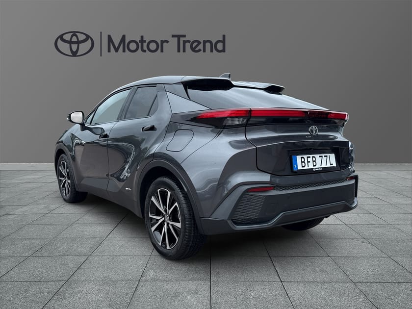 Bild 2 av Toyota C-HR Hybrid AWD-i Style Teknikpaket Vinterhjul
