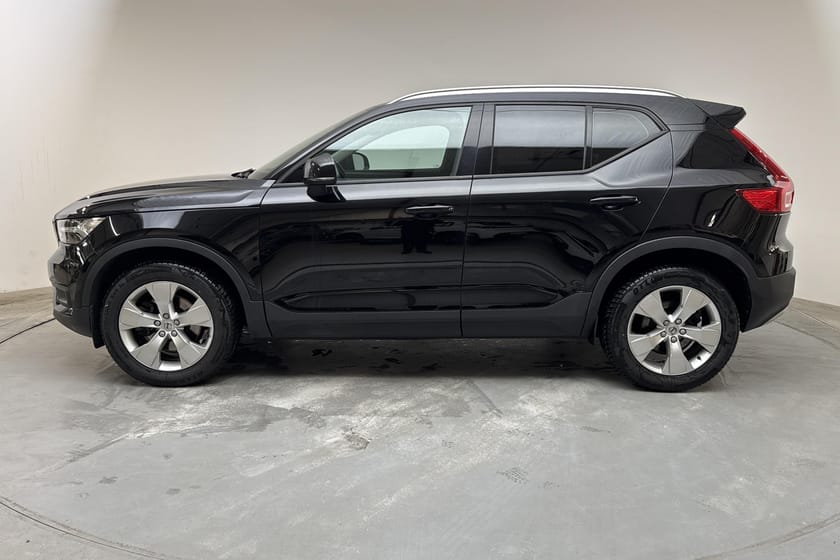 Bild 2 av Volvo XC40 T4 2WD (190hk) Momenum Advanced Drag B-Kam