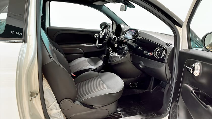 Bild 3 av Fiat 500 Cab 120th Collezione 1.2 69 Hk