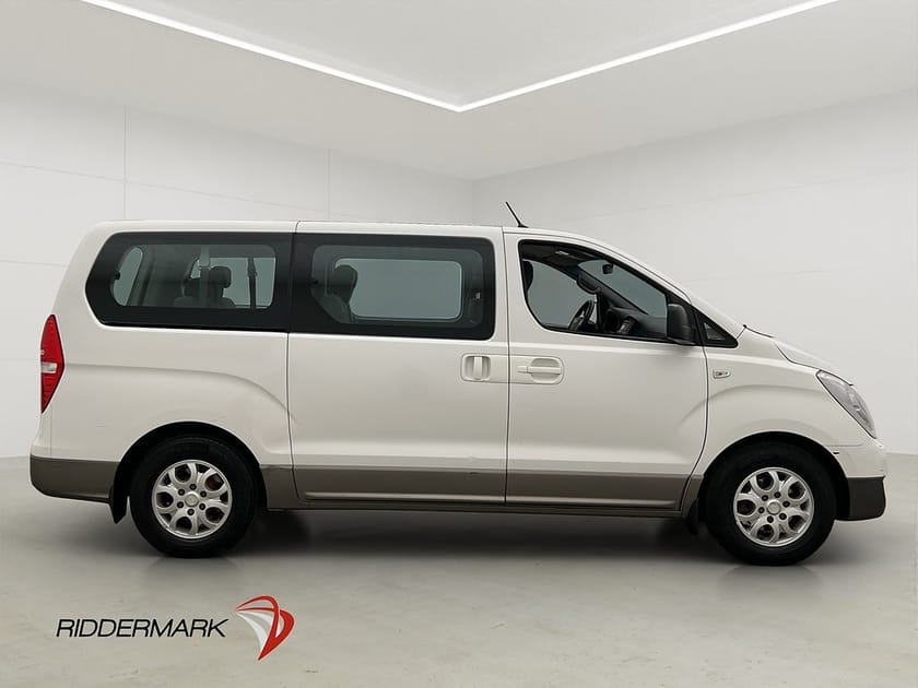 Bild 2 av Hyundai H-1 Travel 2.5CRDi Dragkrok PDC Rattvärme 8-Sits