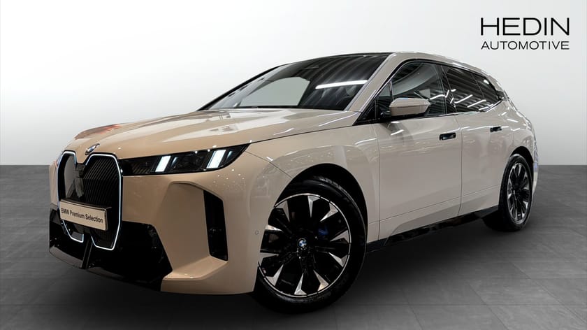 Bild 1 av BMW iX xDrive60 xDrive 60 M Sport pro Ventilerade Pano 4-zon