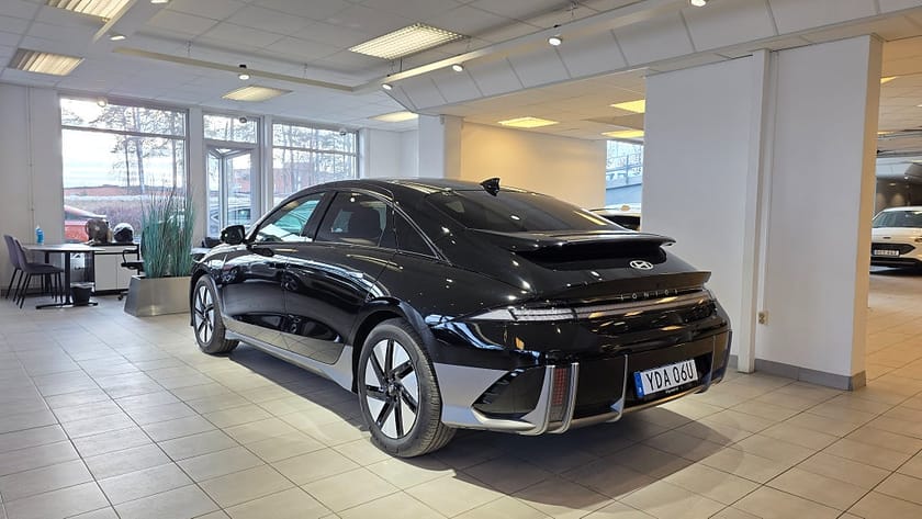 Bild 5 av Hyundai Ioniq 6 77.4 kWh RWD  El-stol Gps B-kamera