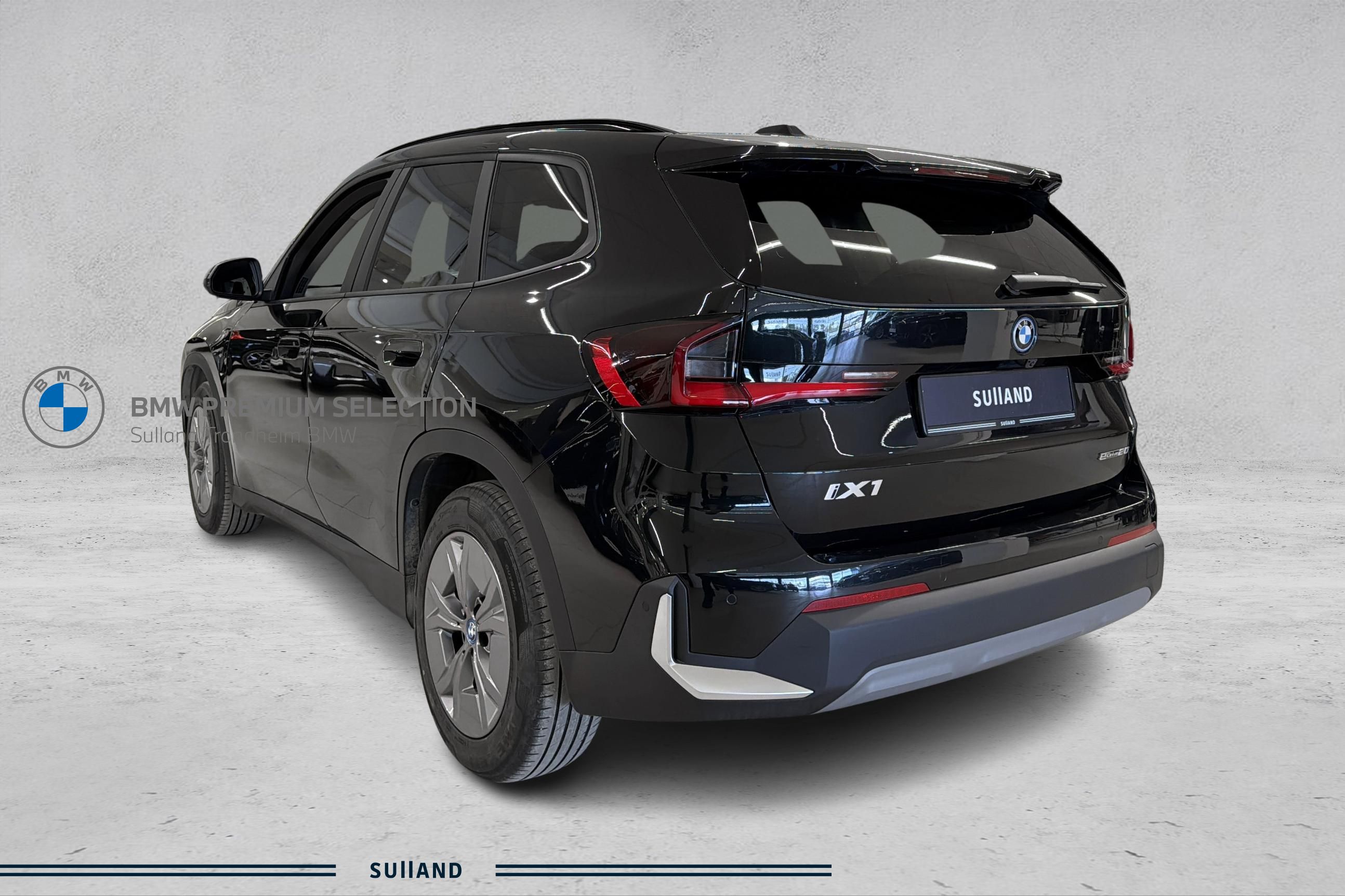 Thumnail bilde 2 av BMW iX1 eDrive20