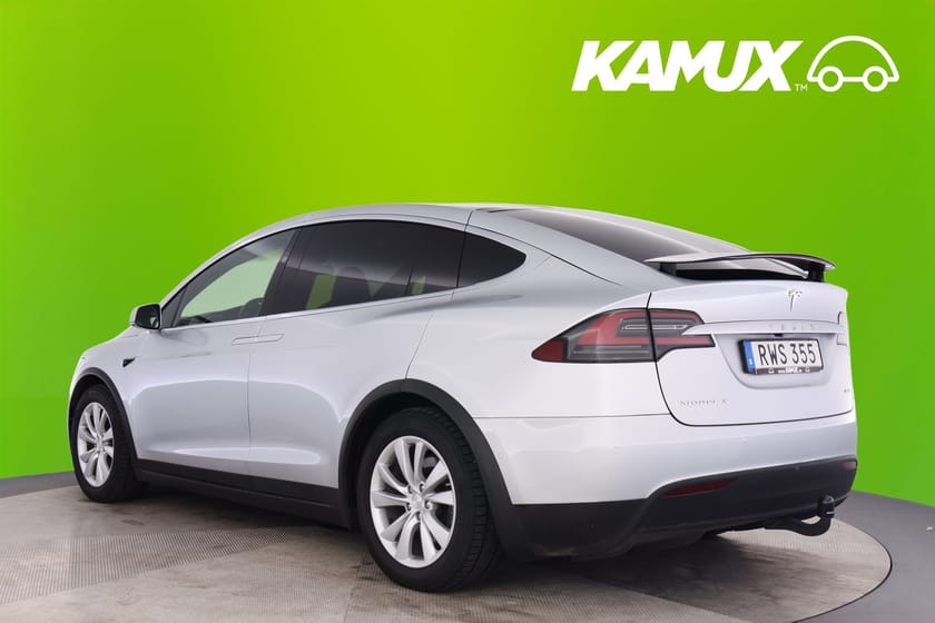 Bild 5 av Tesla Model X 75D AWD 6-Sits AP Premium Drag Kolfiber Luftfjäd Vitt läder