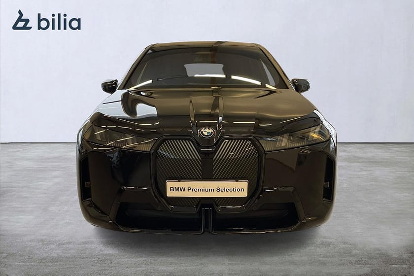 Bild 5 av BMW iX xDrive60 Fully Charged M Sport Edition Panorama Drag