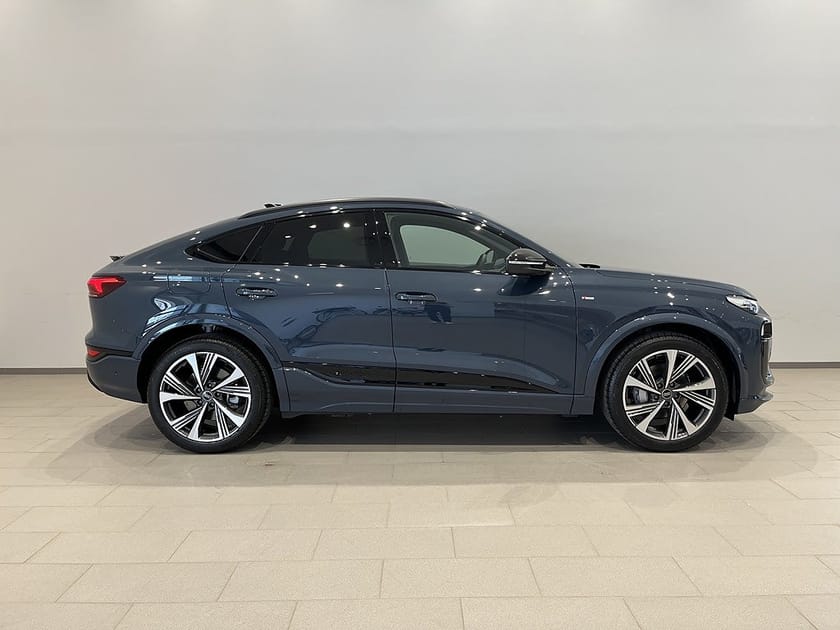 Bild 2 av Audi Q6 Sportback e-tron quattro S-Line