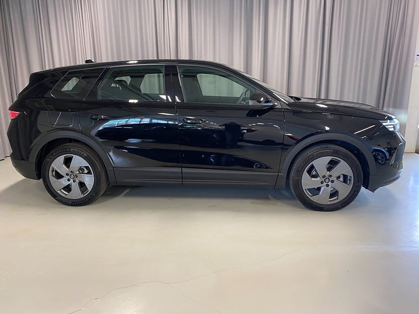 Bild 3 av Opel Grandland Hybrid 145hk Automat. Dragkrok, Rattvärme