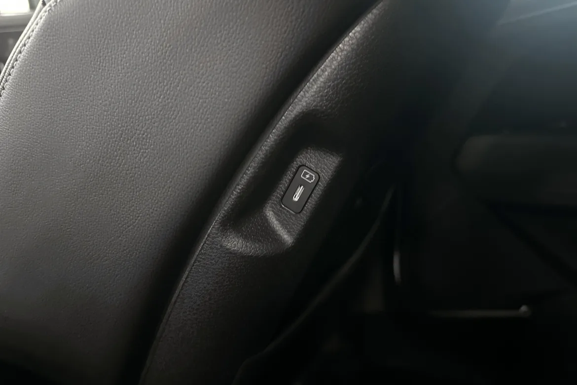 picture of a car