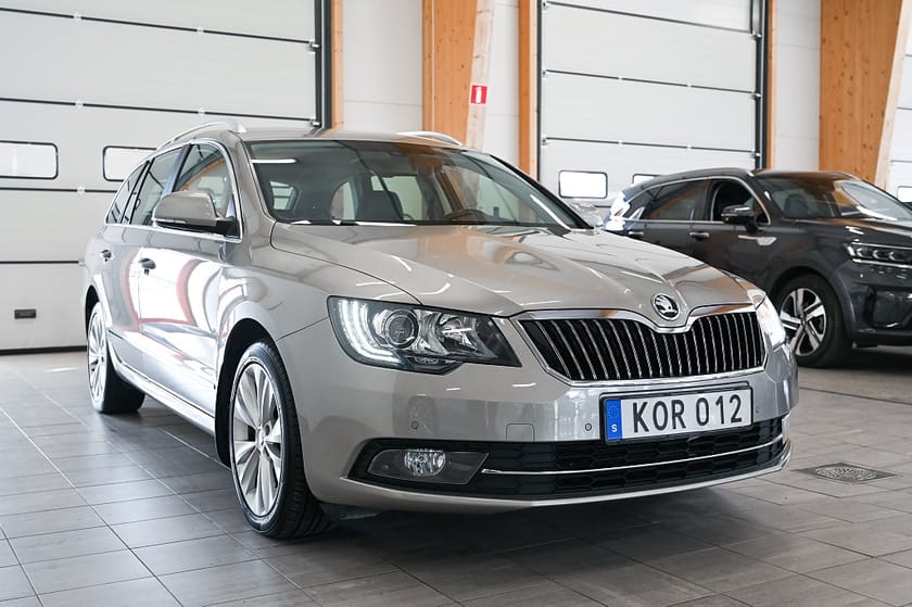 Bild 3 av Škoda Superb Kombi Skoda 2.0 TDI 4x4 Business Edition Navi Drag 170hk