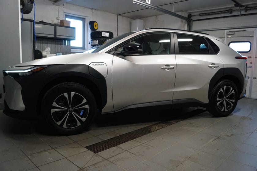 Bild 5 av Toyota bZ4X 
