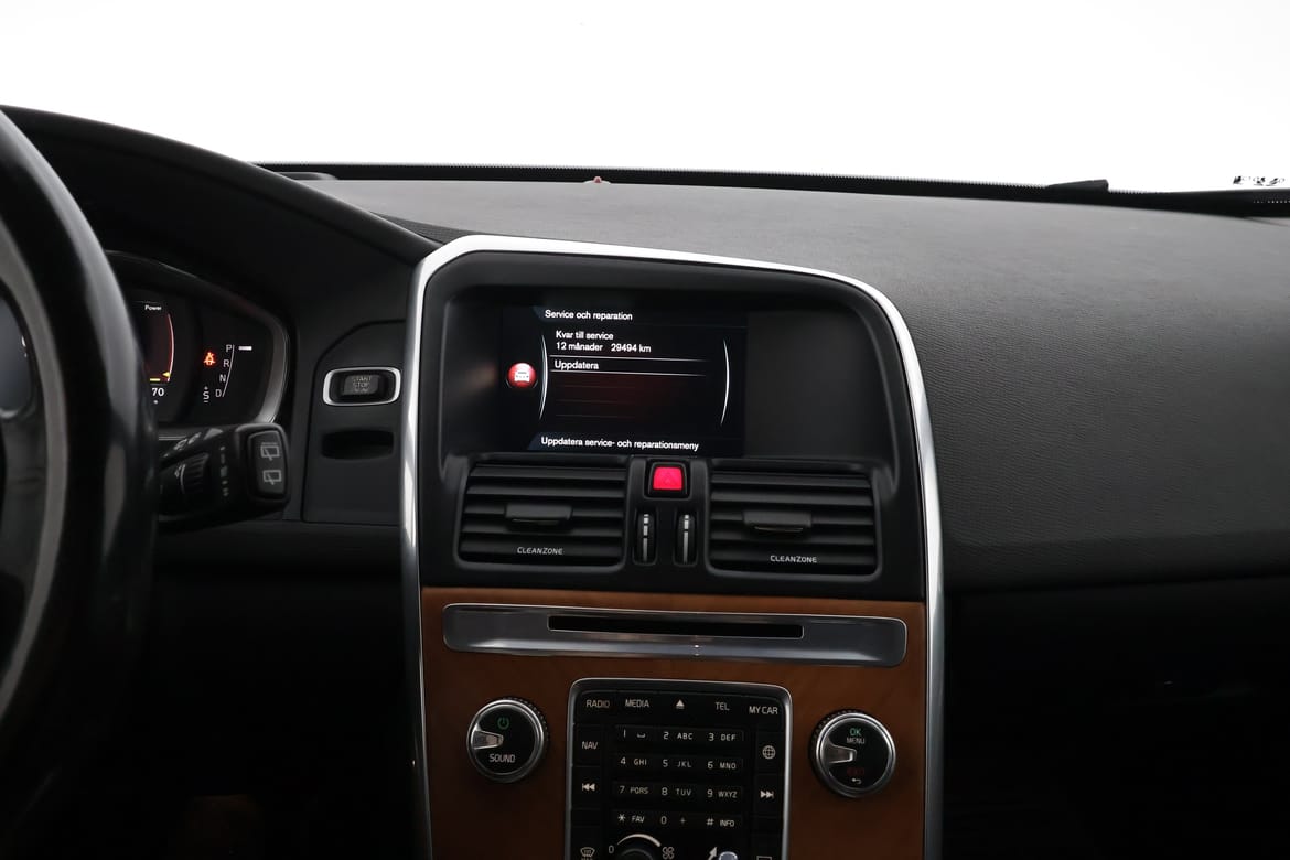 Volvo XC60 2017 - miniatyr 14