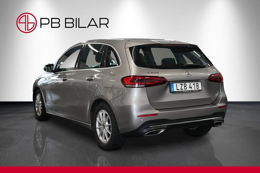 Bild 3 av Mercedes-Benz B 200 Widescreen B-Kamera Navi Drag PDC 1 ägare