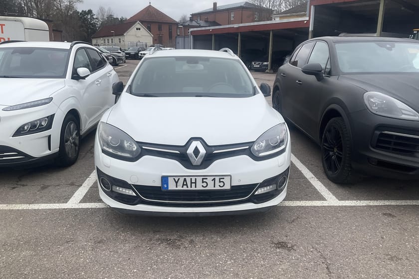 Bild 3 av Renault Mégane Grandtour 1.5 dCi (110hk) Reparationsobjekt