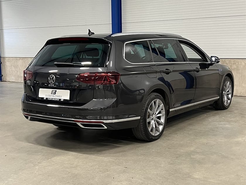 Bild 5 av Volkswagen Passat Sportscombi GTE SC 1.4 TSI DSG 218 HK / Leasebar / Cockpit / Läder / Drag /