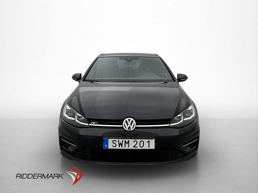 Bild 2 av Volkswagen Golf 1.5 TSI R-Line Cockpit P-Värmare B-Kamera