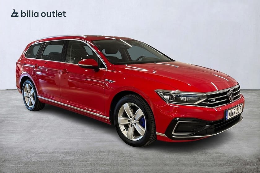 Bild 4 av Volkswagen Passat Sportscombi GTE 1.4 TSI / Panorama / Matrix / Värmare