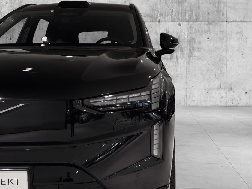 Bilde 4 av Volvo EX90 Twin Motor Ultra 22"|B&W|PILOT.ASSIST|7S++