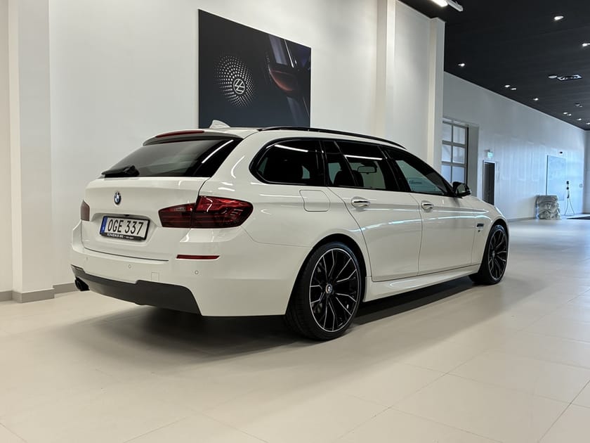Bild 3 av BMW 530d xDrive Touring D STEPTRONIC, 258HK